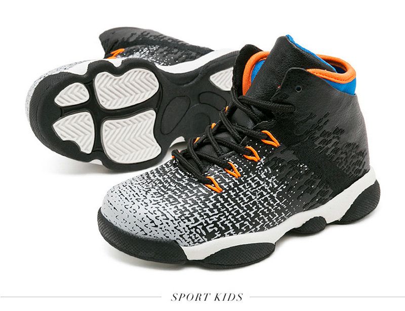 boys black gym shoes
