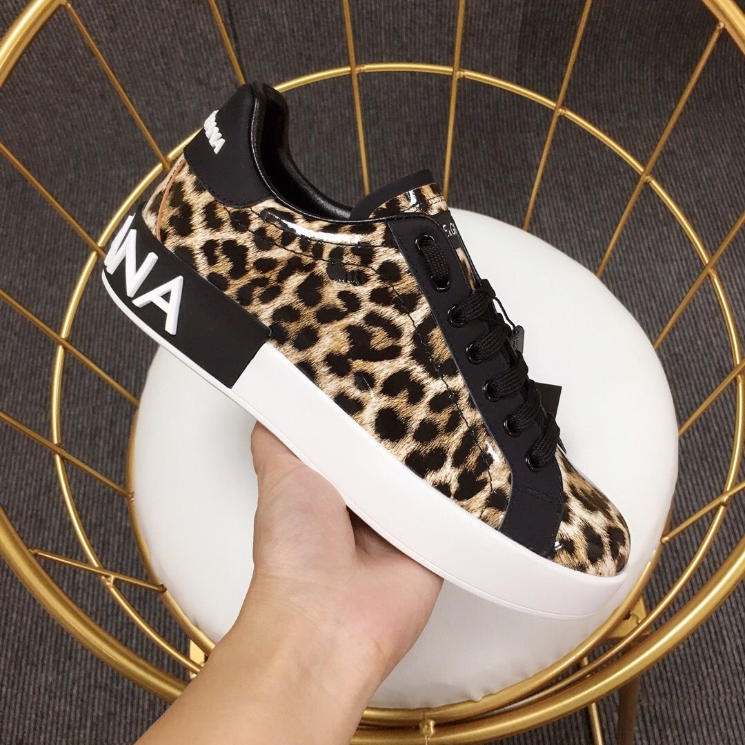 Women Suede Leopard Print Flat Shoes Pointed Casual Breathable Shoes Fashion