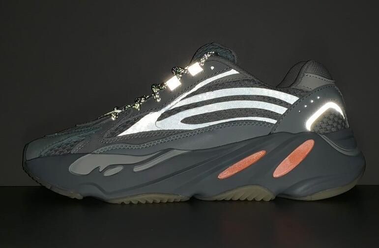 adidas yeezy boost 700 on feet