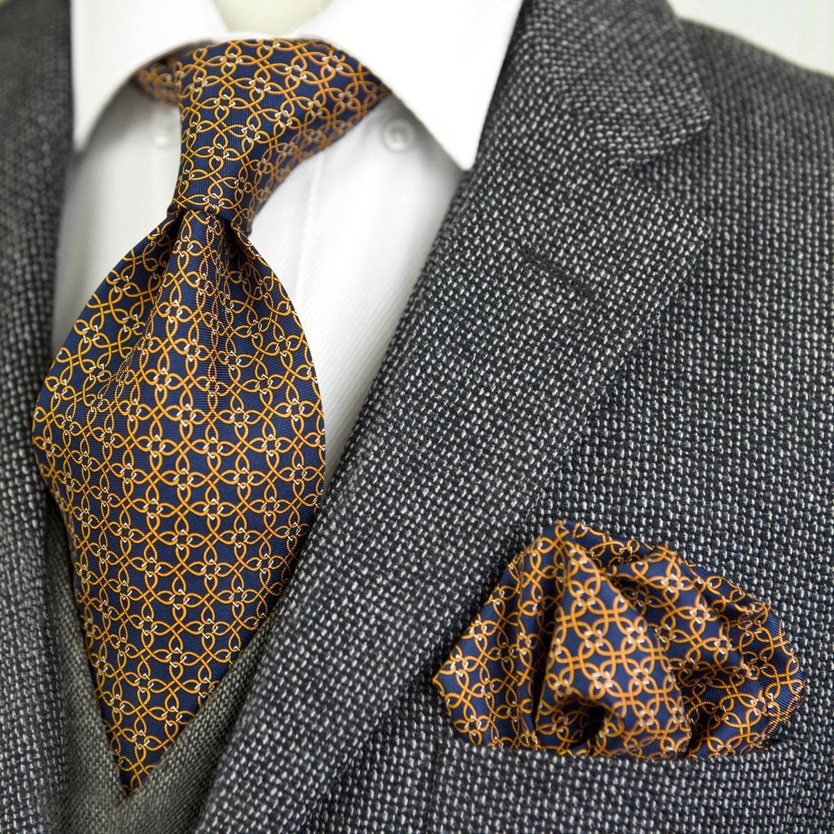 Black and White Patterned Handmade 100/% Silk Tie Pocket Square Set Purple Blue