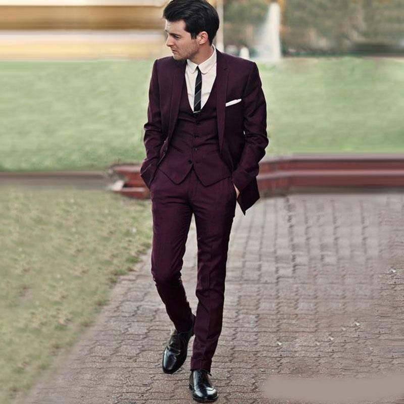 Compra Esmoquin De Boda De Borgoña Trajes De Corte Slim Para Hombres  Chaqueta Pantalones Y Chaleco Traje De Padrino De Boda Tres Piezas Trajes  Formales De Graduación Por Encargo Barato | Entrega