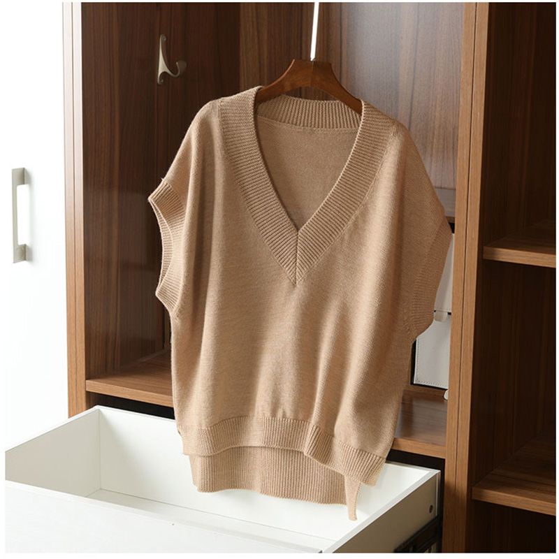 womens knitted sleeveless vest