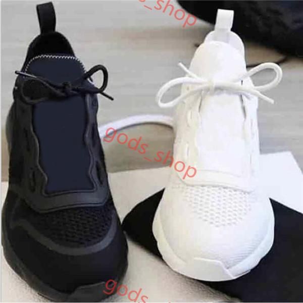 nike sb dunk low black and white