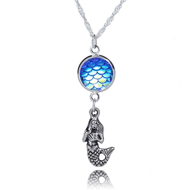 Mermaid Tail Fish Scale Pendant Necklace Women Fashion Chain Jewelry Accessories