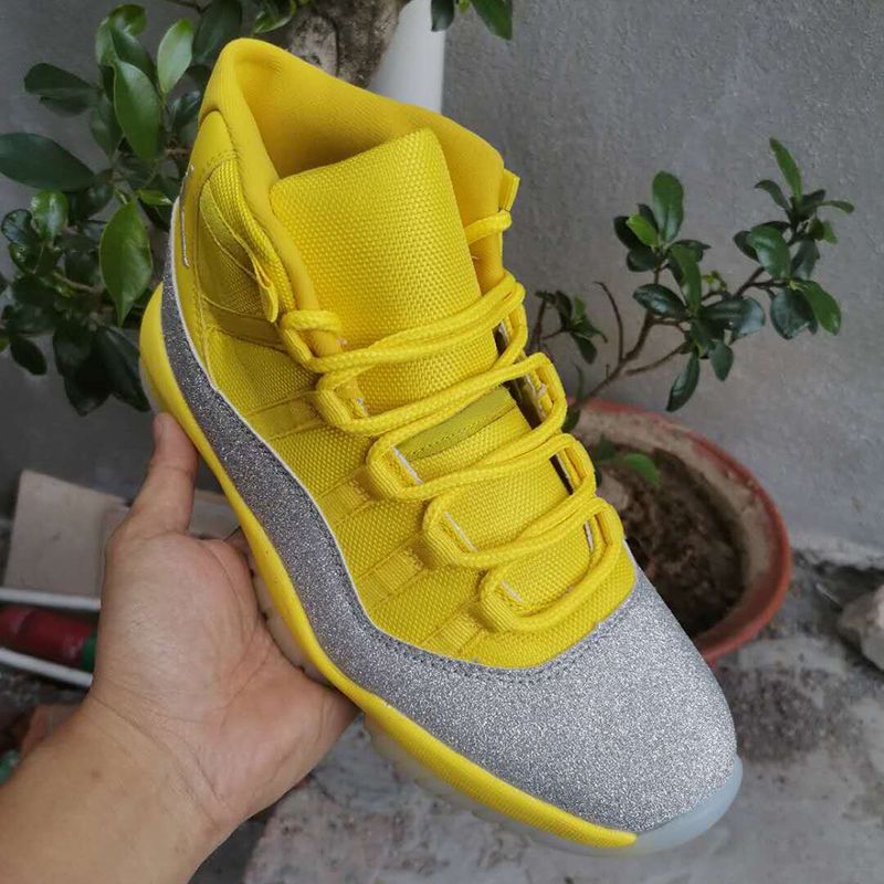 Yellow Metallic Silver 11 XI WMNS 