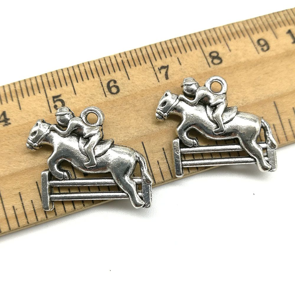 Wholesale lot knight horse antique silver charms pendants jewelry DIY 17*20mm