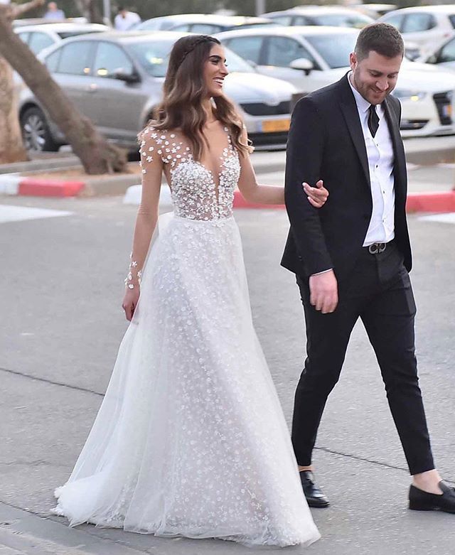 Compra Vestido De Novia De Malla Blanco Nuevo SHEERNESS HUEBLO DE LONGITUD  DE PISO LONGITUD DE PISO DE EPROBLE Vestido De Fiesta Blanco Nudo Bow KNOT  Dulces Vestidos Transparentes Barato | Entrega