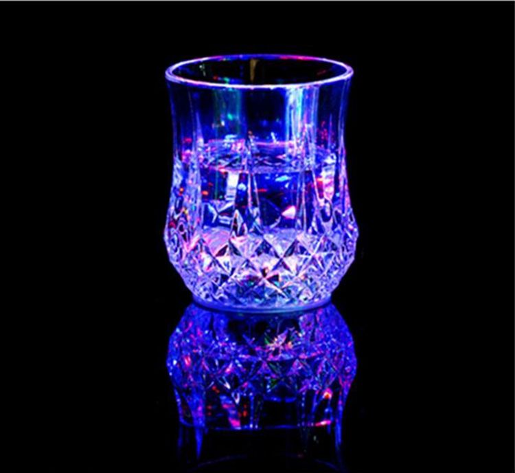 Wholesale Stylish And Cheap BRAND Creative Light Up LED Cups Automatic