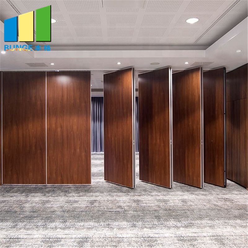 2019 Decorative Soundproof Foldable Sliding Wall Partition Door