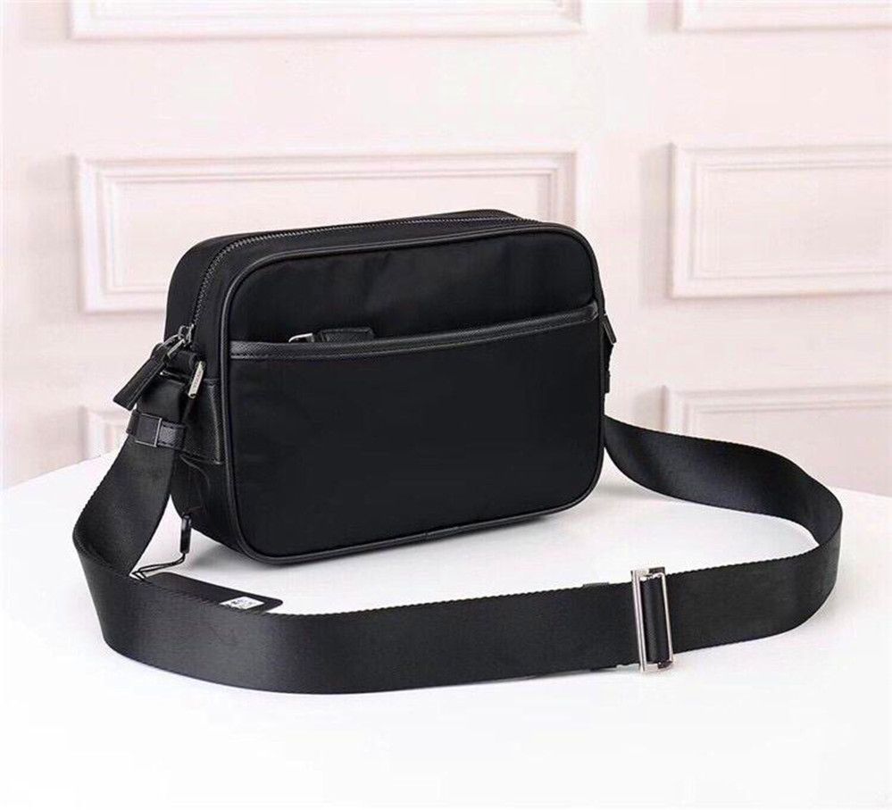 lightweight large crossbody bag
