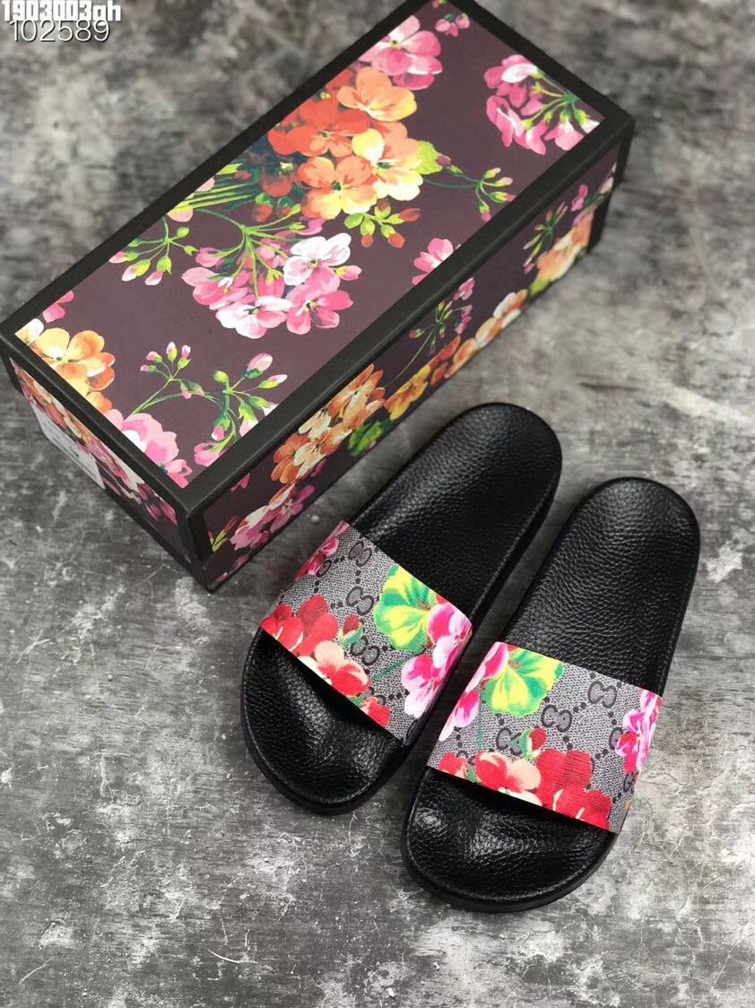 Funny Skull With Rose Print Summer Slide Slippers For Men Women Kid Indoor Open-Toe Sandal Shoes