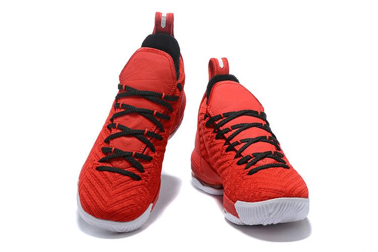 Baloncesto Nike | LeBron 16 Negro/Rojo universitario/Negro Mujer |  Lichtweberin
