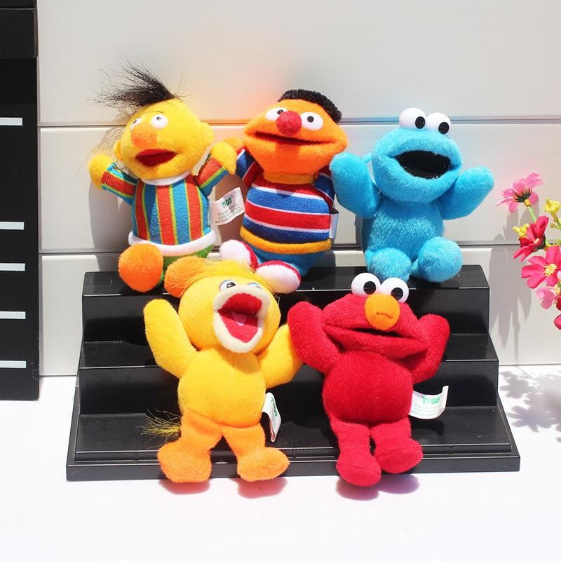 elmo plush keychain