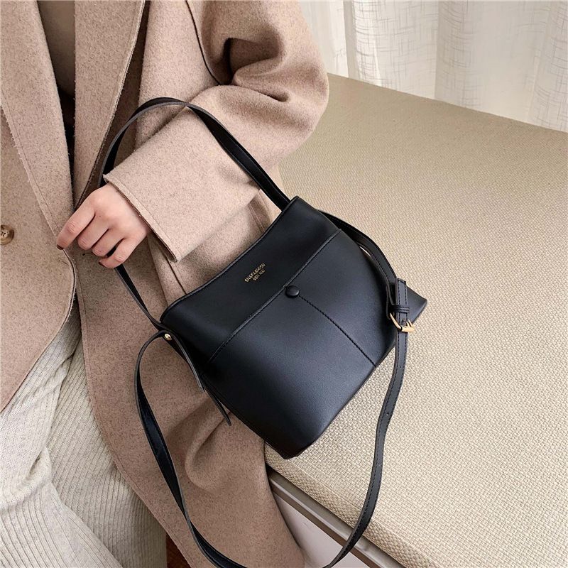 mens holiday shoulder bags