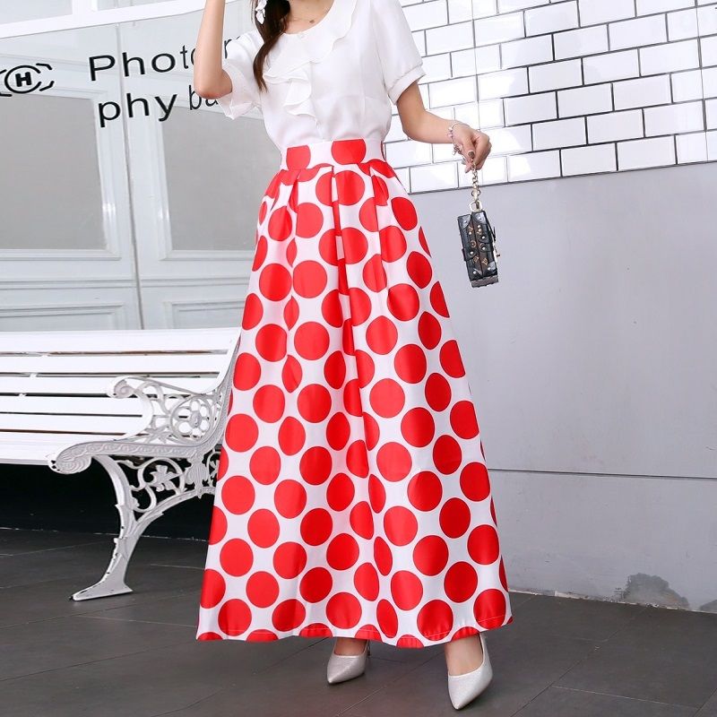 polka dot maxi skirt outfit