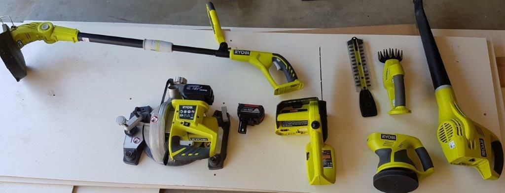 Dcb200 18v 20vmax Li Ion Battery Adapter Convert For Ryobi One Tool Range 18v Use International Plug Adapter International Power Adapter From Junchengng 24 13 Dhgate Com