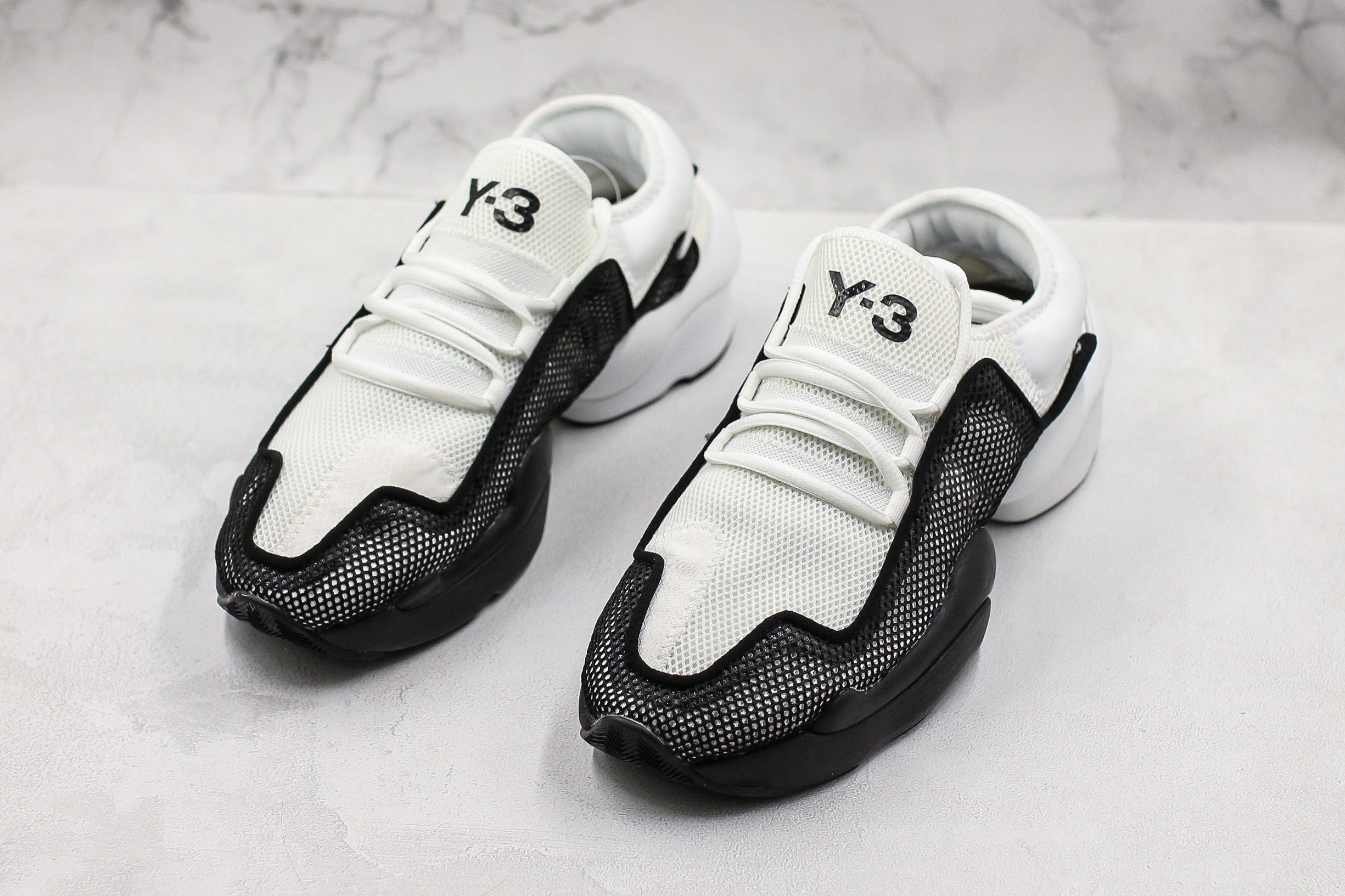 y3 trainers size 11