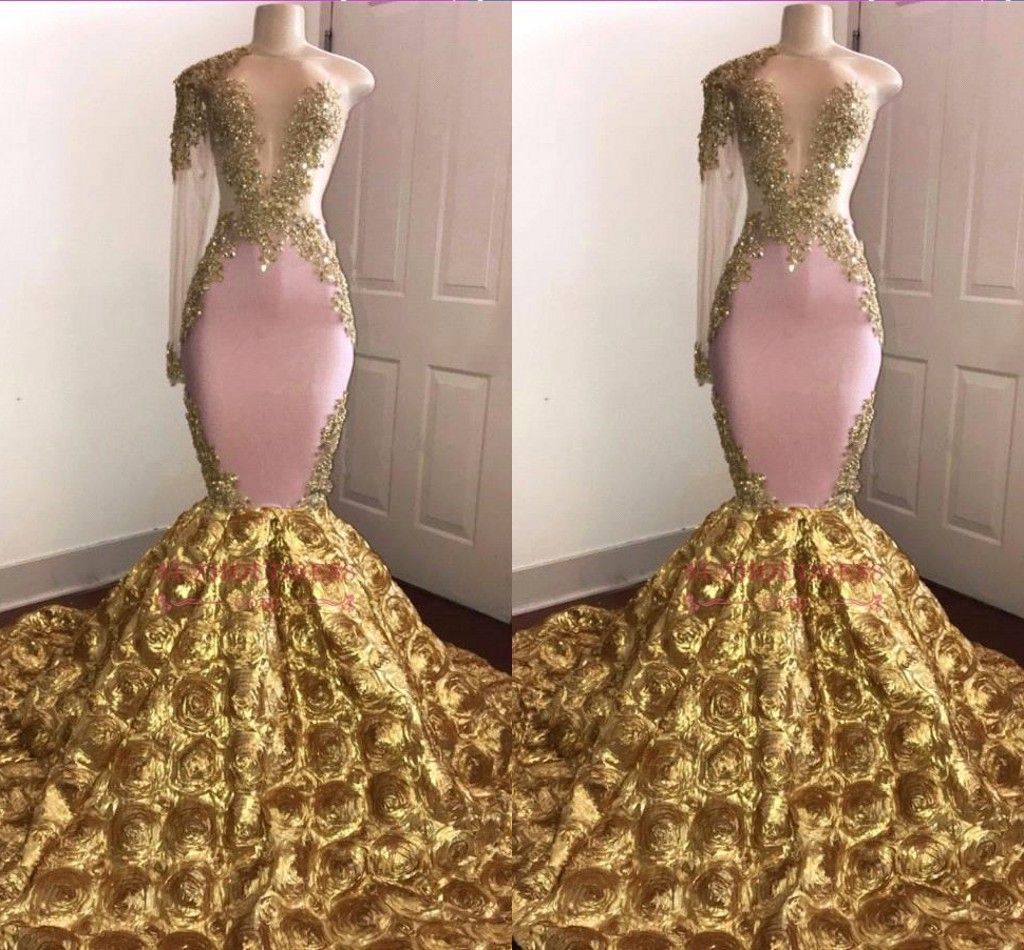 Großhandel Rosa Gold Sexy Schulter Meerjungfrau Prom Kleider Luxus 11D Blumen Blumen Promi Abend Party Kleid Spitze Appliques Lange Ärmel BC11186 Von Großhandel Rosa Gold Sexy Schulter Meerjungfrau Prom Kleider Luxus 11D Blumen Blumen Promi Abend Party Kleid Spitze Appliques Lange Ärmel BC11186 Von