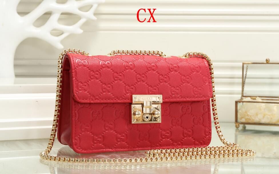 louis vuitton ladies purse
