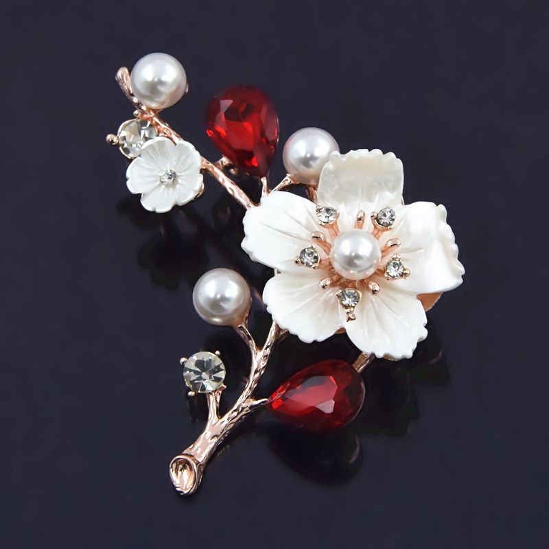 Gold Tone Alloy Plum Blossom Flower Brooch With Pearl And Crystals