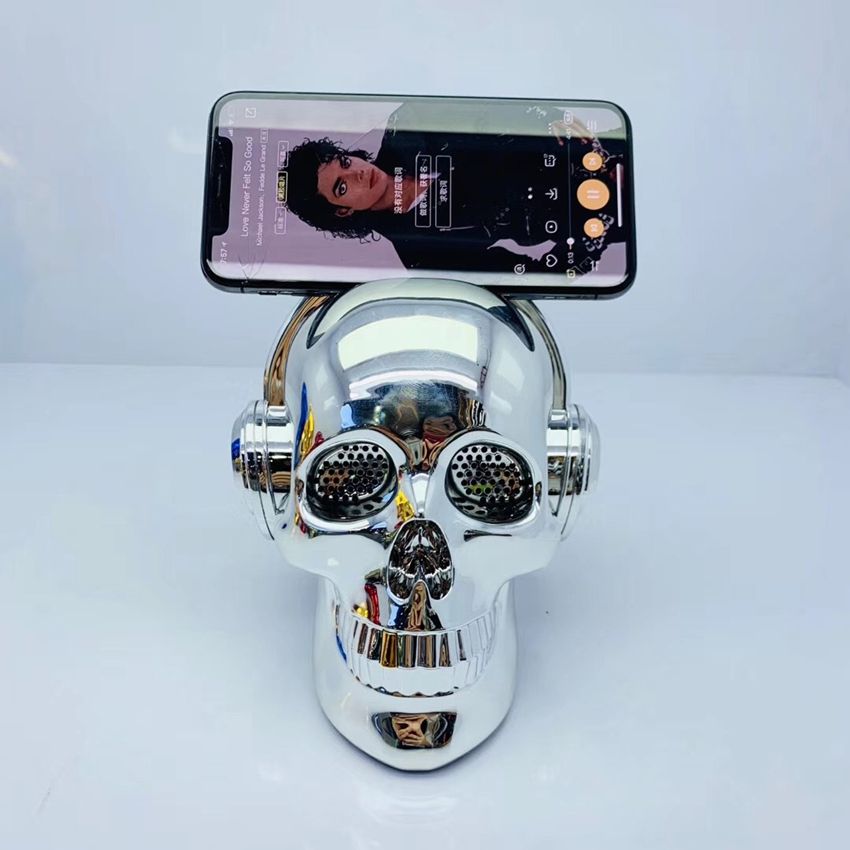 Plating Skull Protable Wireless Bluetooth Stereo Speaker With HD Sound and Bass