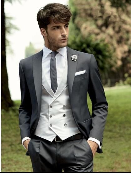 Compra Italiana Traje Negro Blanco Hombres Del Ajustado De 3 Piezas Trajes  Smoking Del Novio Personalizados Blazer Prom Barato | Entrega Rápida Y  Calidad | DHgate Spain \u0026 Mexico
