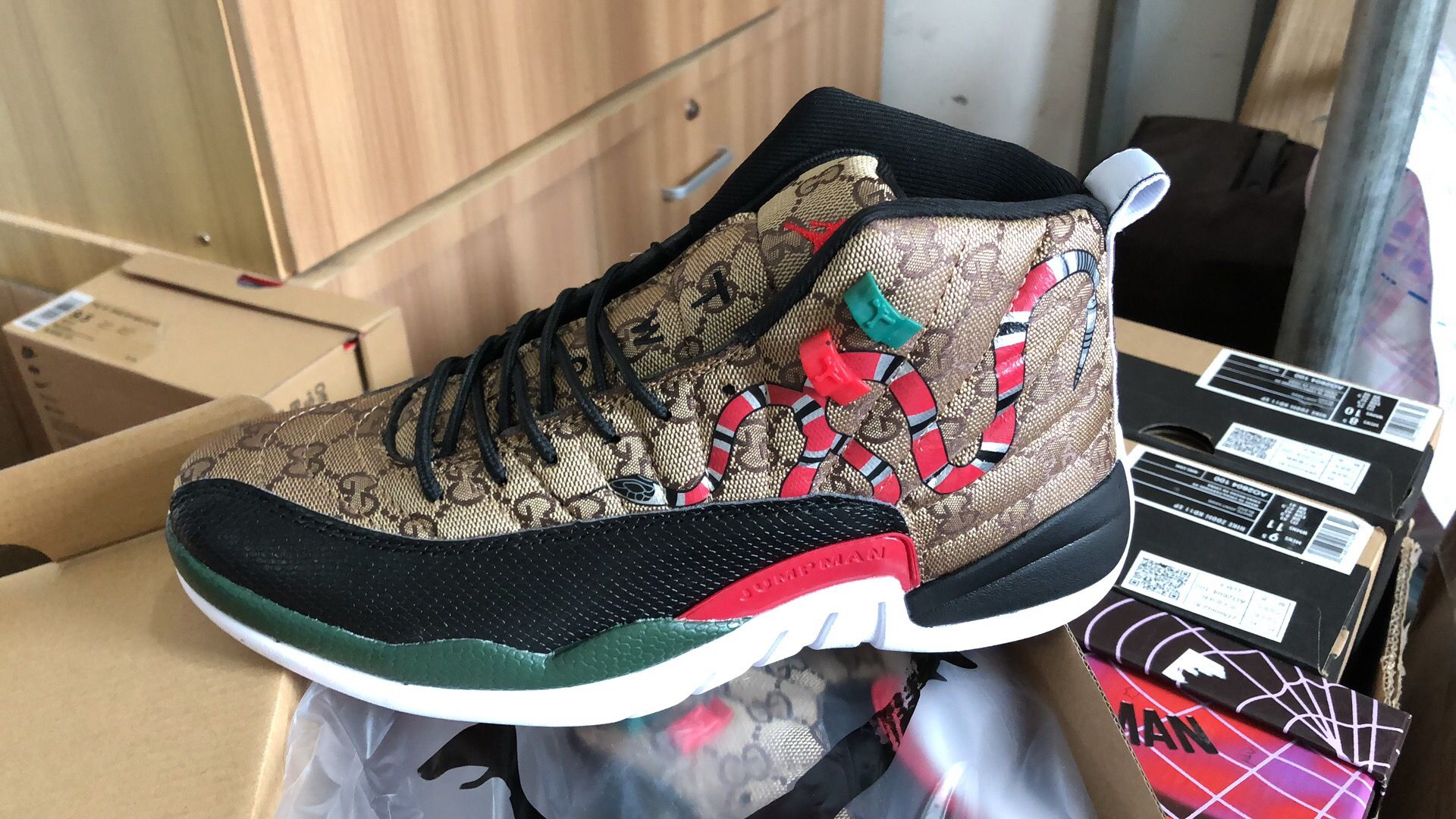 Jordan 12 gucci snake Clearance