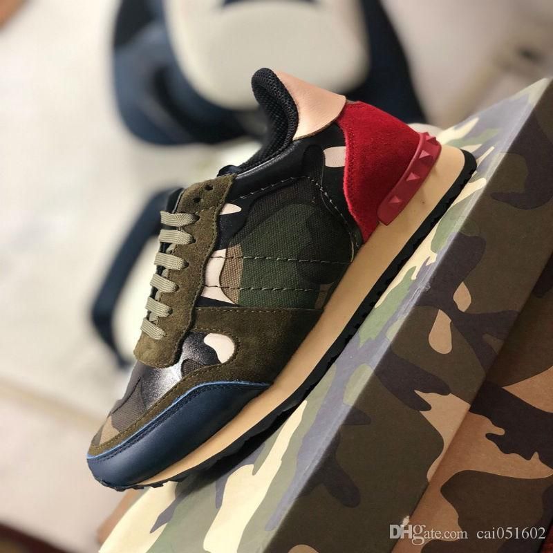 shoes La manera del remache de alta calidad hombres de camuflaje zapatos planos top zapatos