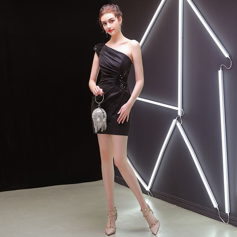 Acquistare Abiti Da Sera Neri Corti Una Spalla Sexy Da Donna Con Pieghe  Abiti Da Ballo Stretti Robe De Soiree Su Misura Economico | Consegna Veloce  E Qualità | It.Dhgate