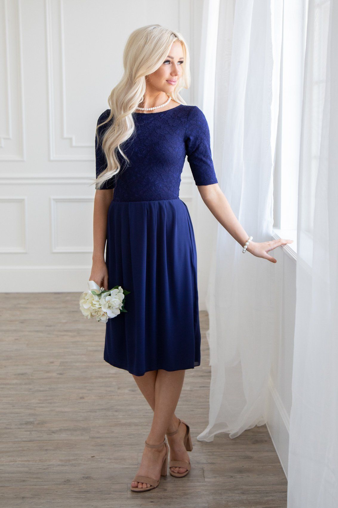 Casual Royal Blue Lace Chiffon Short Modest Bridesmaid Dresses With