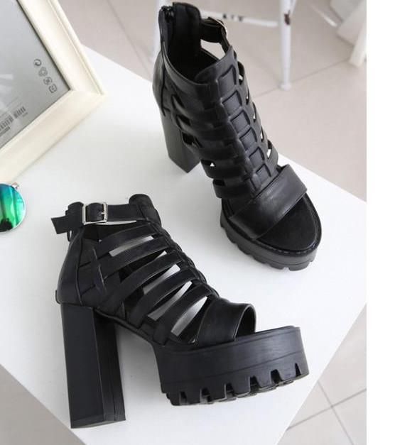 Acheter Sandales À Talon Chunky Chaussures Punk Sandales Talons Plateforme Sandales Mode Femme Chaussures D'été Sandalias Romanas Femmes De $31.39 Du Acheter Sandales À Talon Chunky Chaussures Punk Sandales Talons Plateforme Sandales Mode Femme Chaussures D'été Sandalias Romanas Femmes De $31.39 Du
