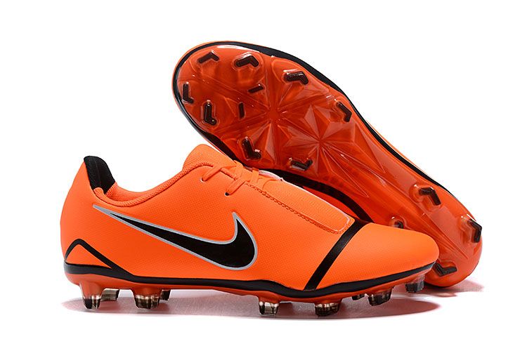 soccer shoes 2019