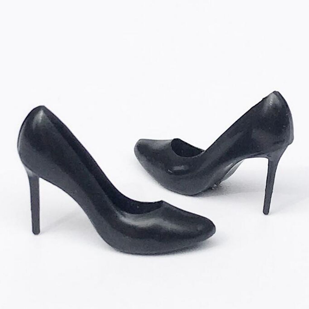 1 12 scale figures dolls house