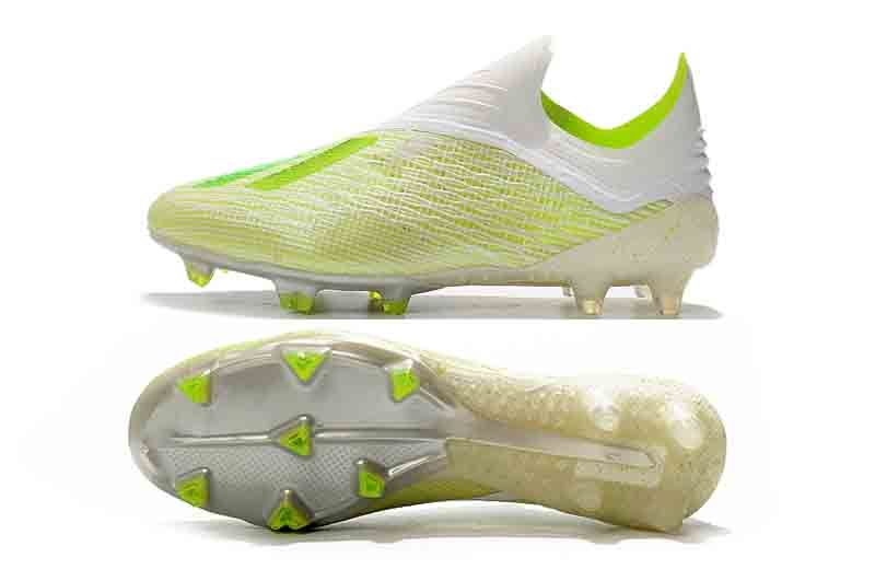 laceless football boots mens