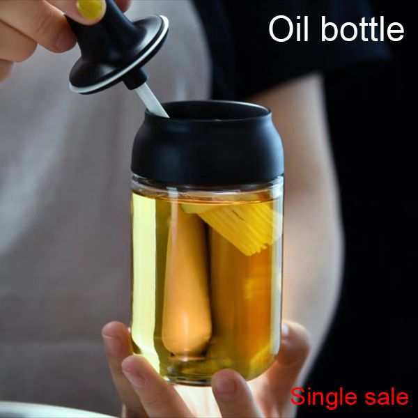 Oil bottle