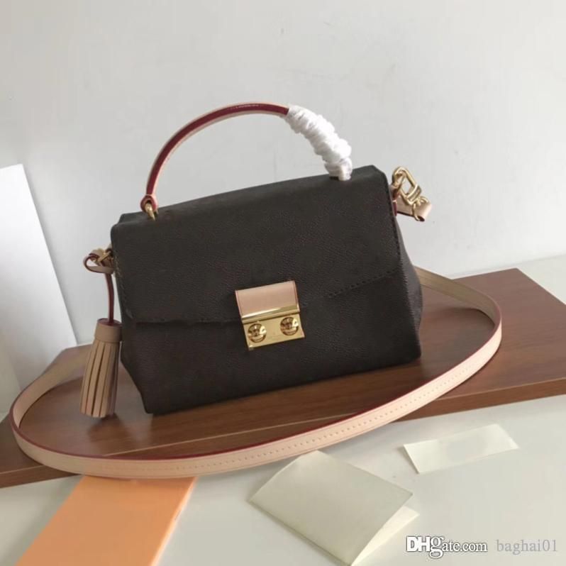 medium size purses