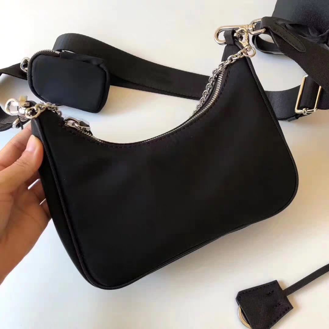 chest bolsas for women