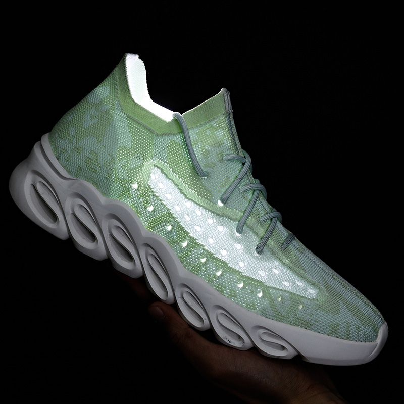 sport shoes for mens online shopping