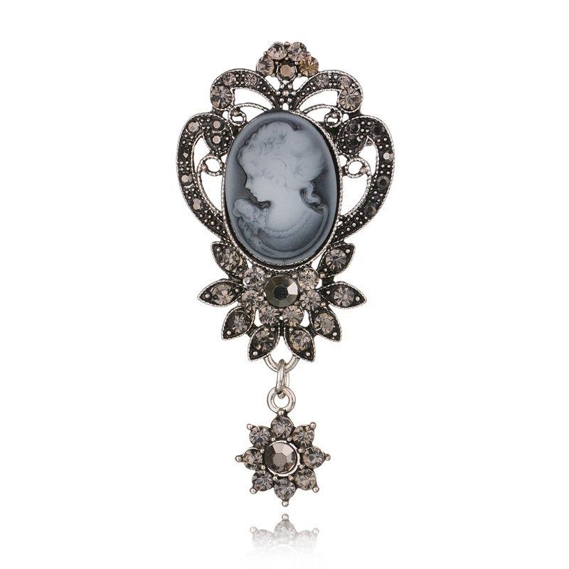 vintage brooches