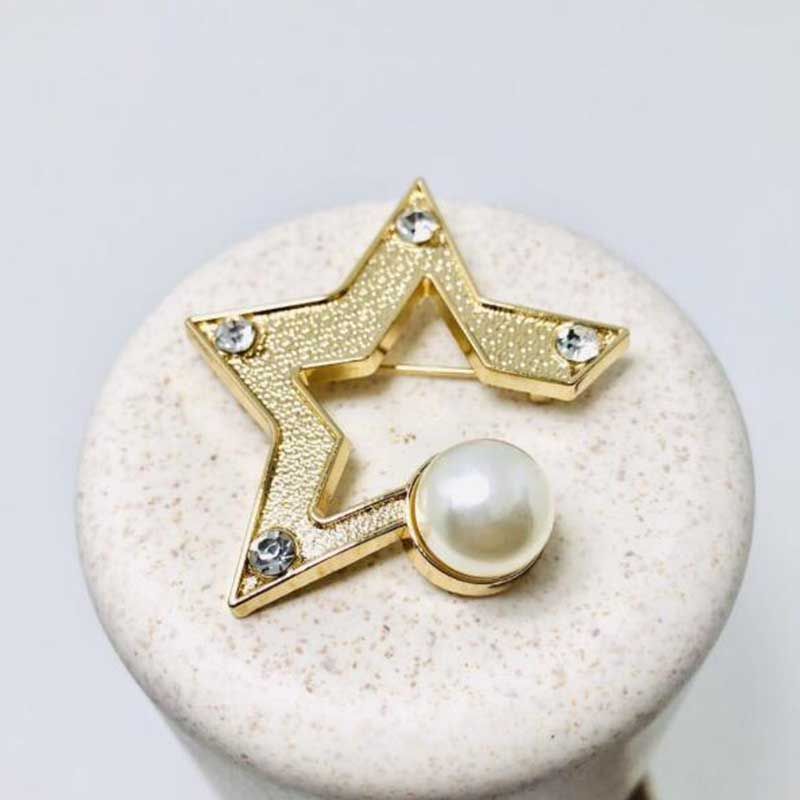 star brooches pins