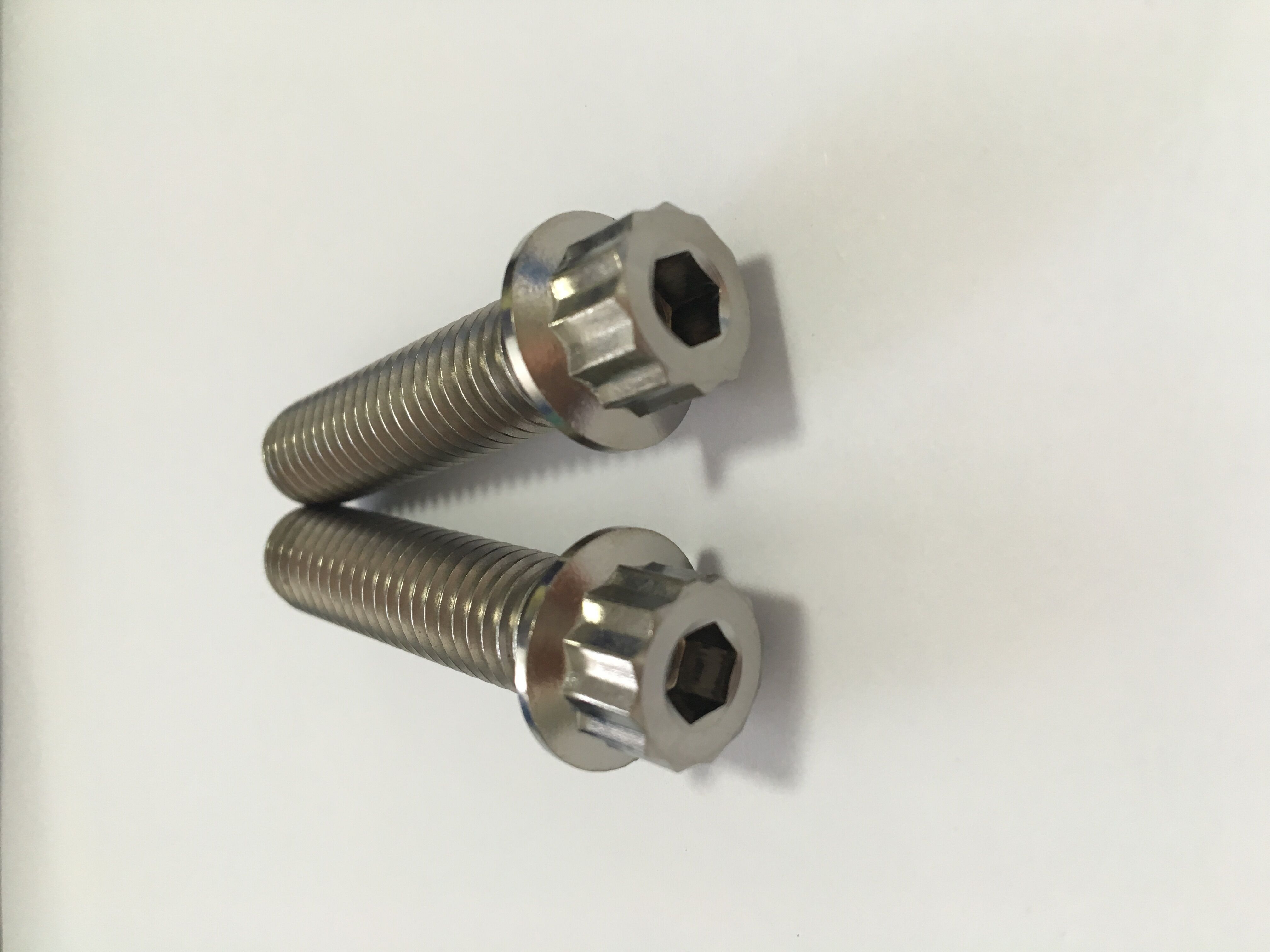 Titanium Titan M7x32 Split Rim bolts for BRABUS and LORINSER and ACT
