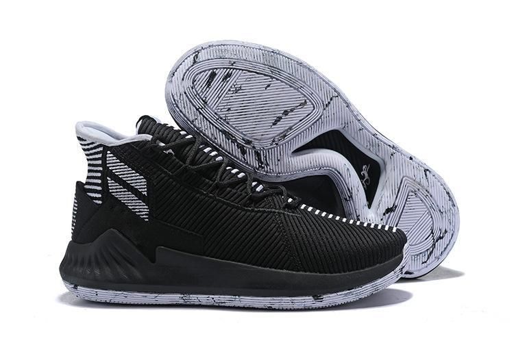 d rose 9 black and white