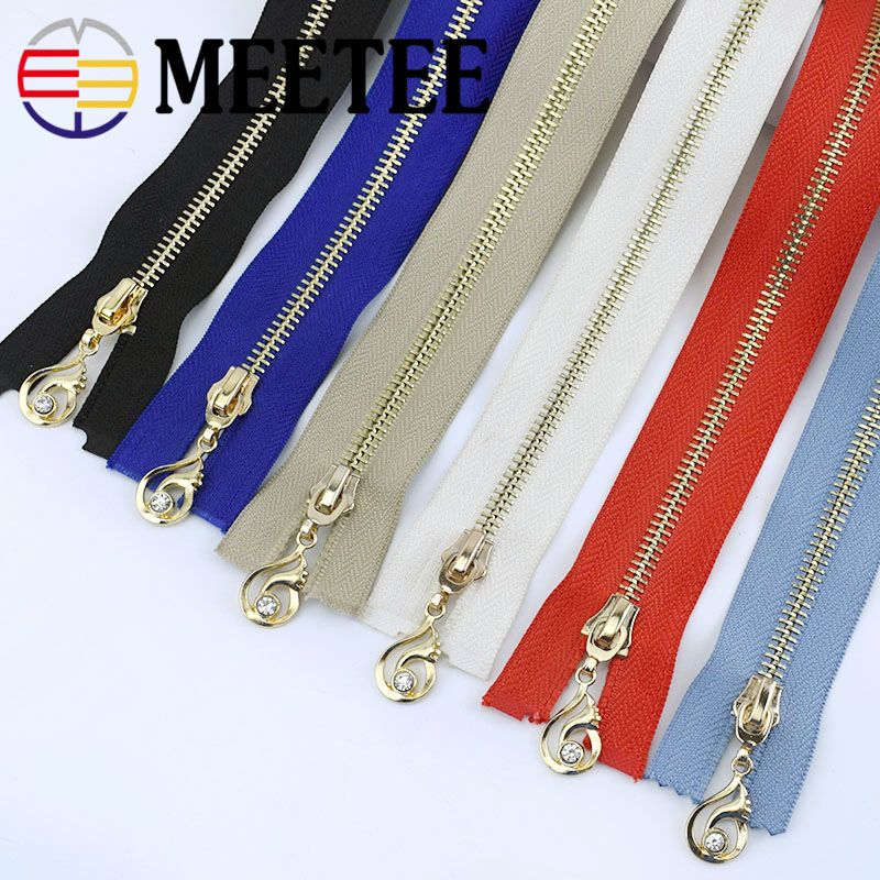 Fuente Es mas que Gallina MeeTee 5 # cierres metálicos 85cm Cremalleras de la cerradura auto de duración indefinida para las bolsas Fuente Es mas que Gallina MeeTee 5 # cierres metálicos 85cm Cremalleras de la cerradura auto de duración indefinida para las bolsas