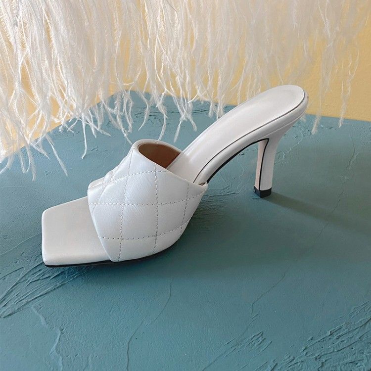 large size ladies sandals