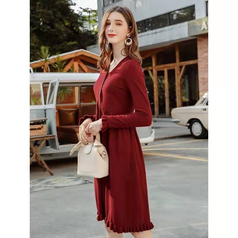 Acquista Donne Autunno Inverno Vestito Maglione Di Design Di Lusso Maglioni  Lunghi Abiti Delle Donne Vestito Lavorato A Maglia Classico Scollo A V  Epoca Impero Capesante Regalo SML A 28,7 € Dal