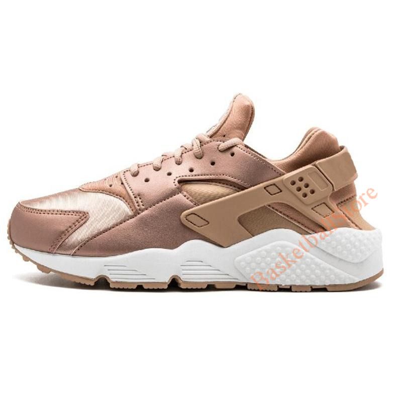 nike air huarache run ultra rose