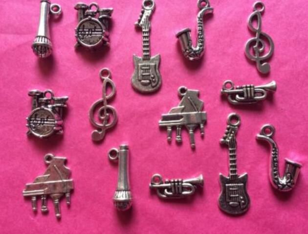 160pcs Gold+Silver Charms 160Pcs Mixed Antique Silver Gold Charms Pendants DIY for Necklace Bracelet Jewelry Making and Crafting