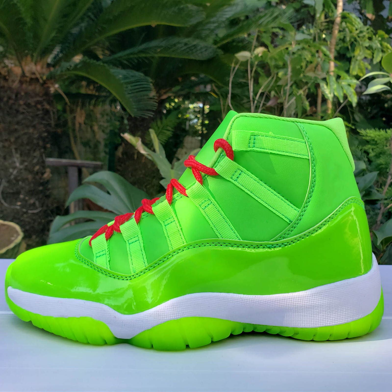 Zapatos De Baloncesto De Los Hombres 11s Verde Fluorescente 11 Entrenadores  Deportivos Para Hombre Del Zapato De Los Muchachos Las Zapatillas De  Deporte Al Aire Libre De Alta Calidad 7 13 Por