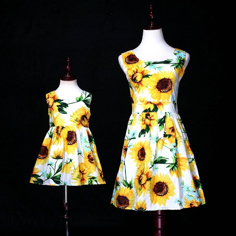 mother daughter sunflower outfits