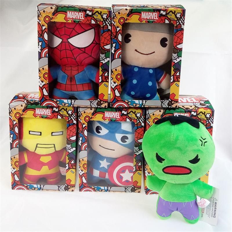 peluche de marvel